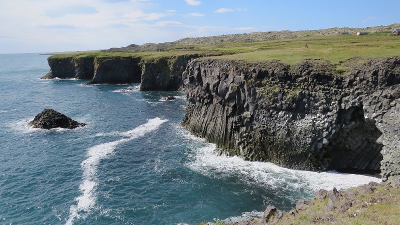 (26) The cliffs at Arnastapi.JPG